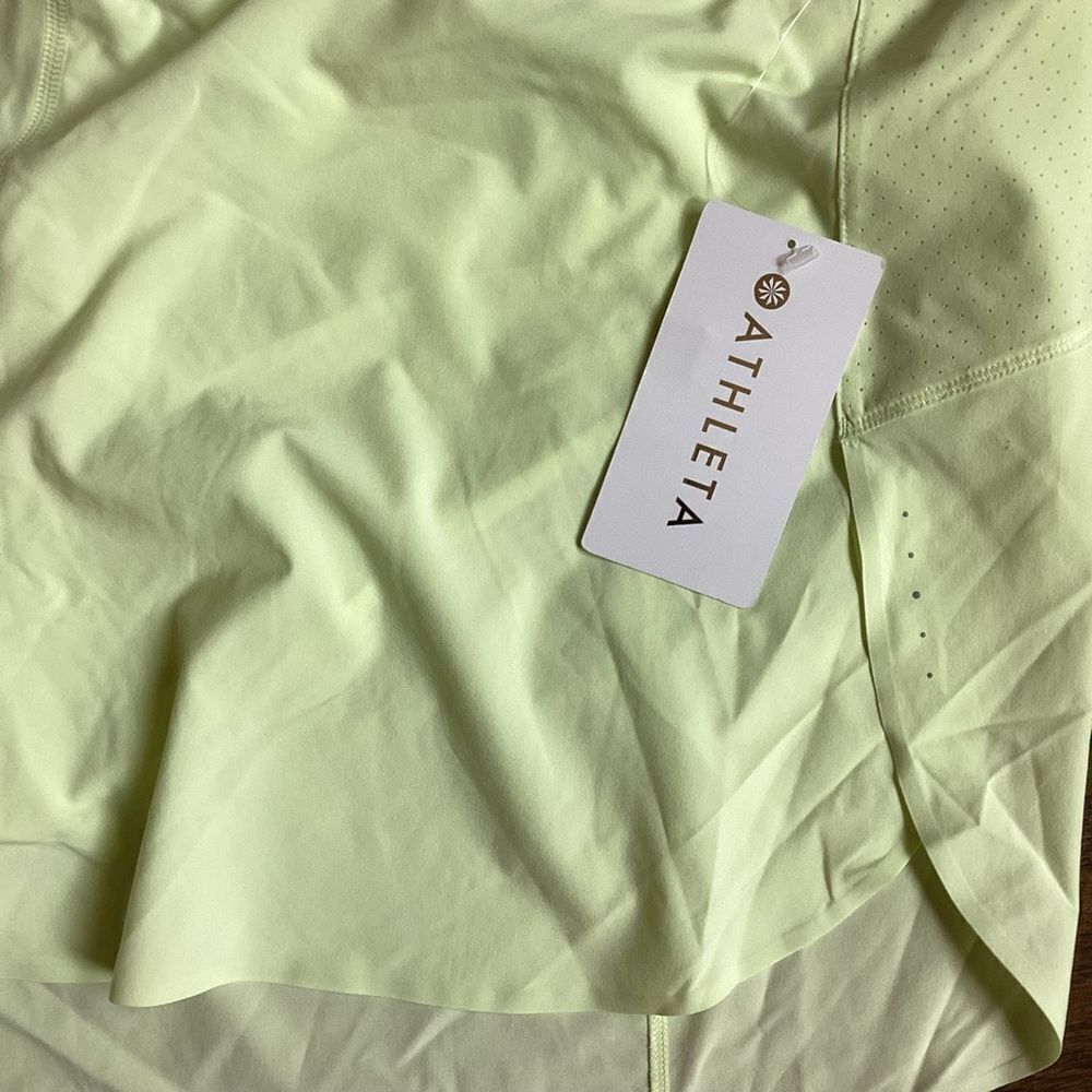 NWT Athleta Plus Sized Run with it shorts. 3X - Picture 2 of 6